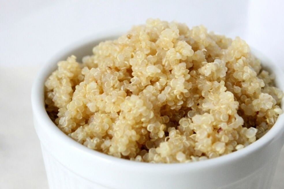 quinoa for the diet with 6 petals